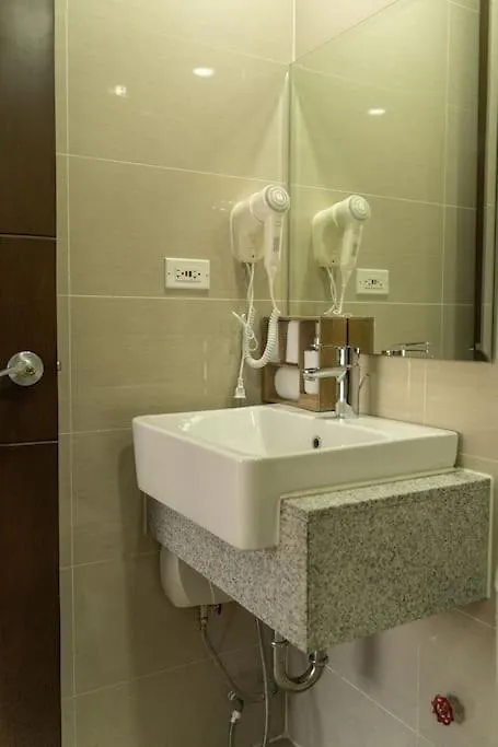 Stayhere Skandanavian Designed 1Br In Greenbelt Manila